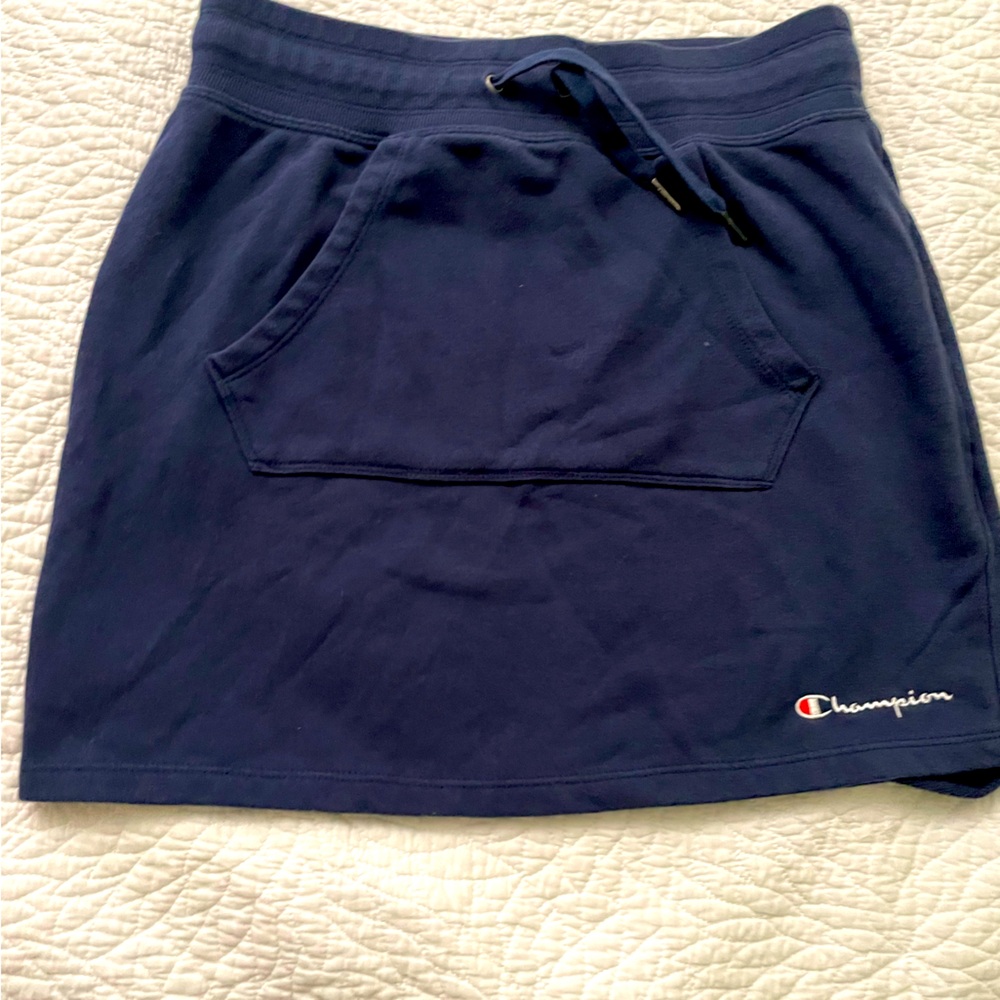 Womens Champion Drawstring Skirt with kangaroo pocket Size medium